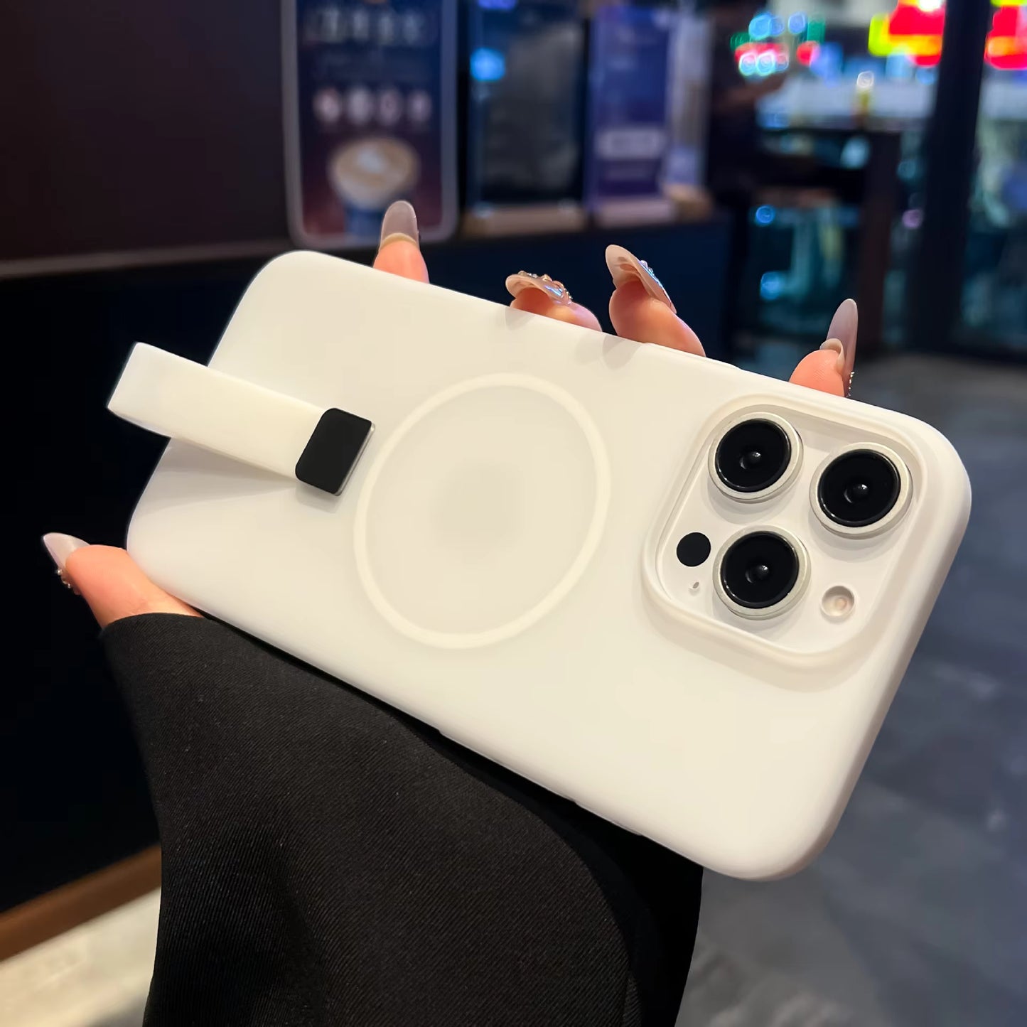 Candy Color Liquid Silicone Phone Cover Ultra-thin Integrated Handheld Lanyard Matte Skin Texture Phone Shell for Iphone12,13,14,15,1617vprovmax